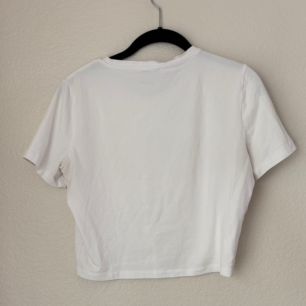Basic white tee - Picture 4 of 4
